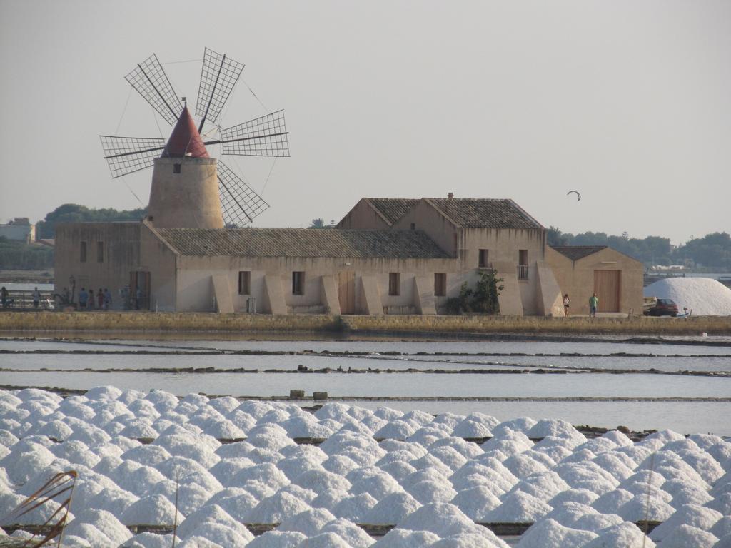 I Tramonti Sul Mare Panzió Marsala Kültér fotó